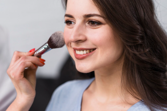 Airbrush Makeup in Noida Sector 41 